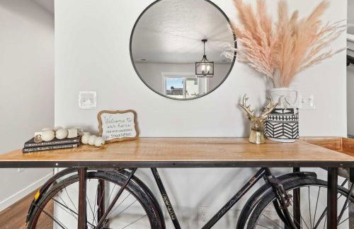 Spacious 6BR - Sleeps 22 - Game Room & Pool Access - Foto 6