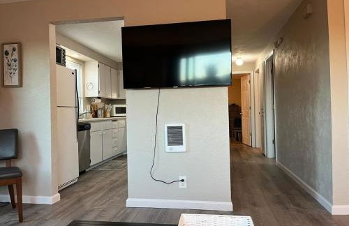 Relaxing Ducks Hang Out Haven 2 bed 1 bath and BBQ - Foto 41