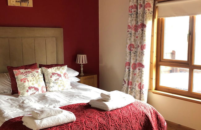 Mountain Ash Lodge - Photo 3