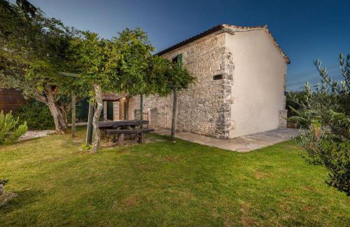 Holiday house Dorstari by Villsy - large garden with pool, playground for kids and adults - Photo 37