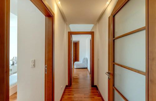 Modern 2 bedroom apt 20 min from city center - Foto 50