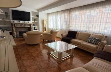 Mooi en erg ruim appartement met een openhaard - Foto 33