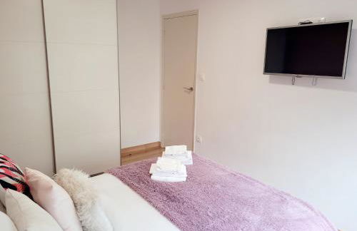 AMPLIO PISO LUMINOSO CERCA DEL CAMINO Y CATEDRAL C3 - Photo 13