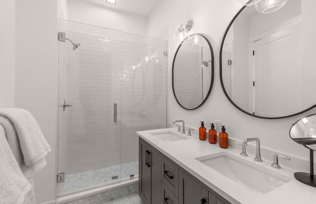 Two Amazing Homes at The Gemma - Foto 53