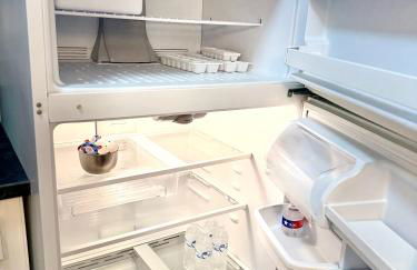 Pristine Full Sized Montrose Apartment Half Block to Menil Museum - Foto 41