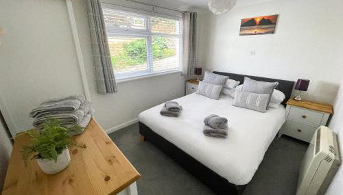 2 Chatsworth Riverscape Apartments - Peaceful apartment in great location with free parking overlooking the Gannel just a short walk from Newquays incredible beaches and local amenities - Foto 4