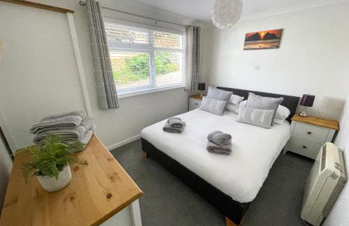 2 Chatsworth Riverscape Apartments - Peaceful apartment in great location with free parking overlooking the Gannel just a short walk from Newquays incredible beaches and local amenities - Foto 4