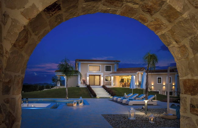 An Idyllic Hideaway Villa Shangri-la Zakynthos - Photo 51