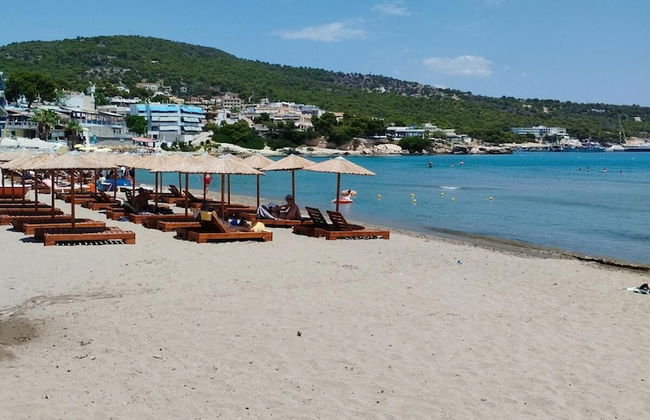 Nikolas Marios by Frangki - Foto 1