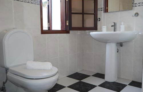 Charming Retreat Machico - 5 min Praia & Centro B - Foto 33