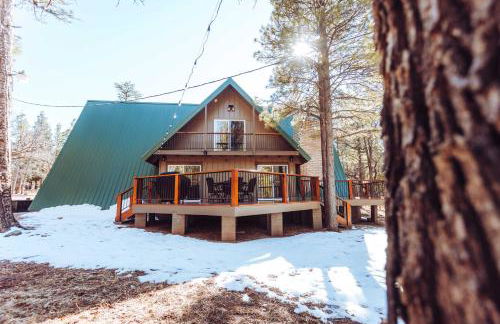 Furnished Deck and Fire Pit Happy Jack Cabin - Foto 26