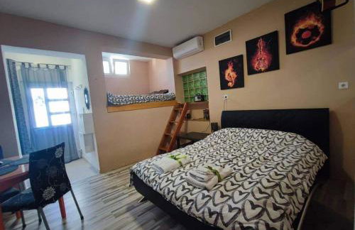 2 Bedroom Apartment Sleeps 5 - Privat Pool - Foto 6