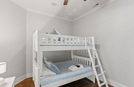 Lakefront 6bdr, Priv Dock, Game Room, Firepit Jake's Lake House by Avantstay - Foto 94