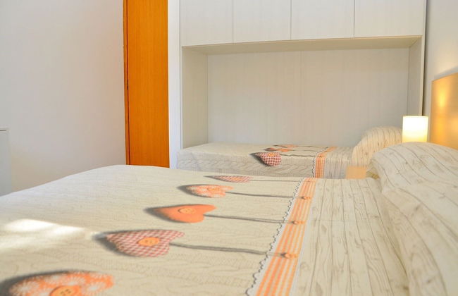 Comfy Seaside Flat Ideal for 5 Guests - Beahost - Photo 2