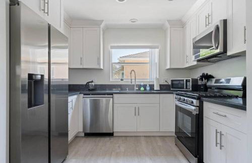 Serene Home in Central Burbank - Foto 9