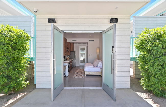 Funky Pool Side Cabana in DTPHX - Foto 1