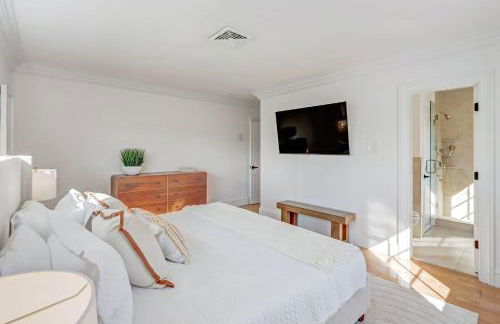 Solara: Waterfront Estate, Pool, Dock, Private Guest Suite - Foto 66