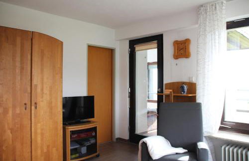 Ferienappartement mit Schwimmbad und Alpenblick - Foto 1