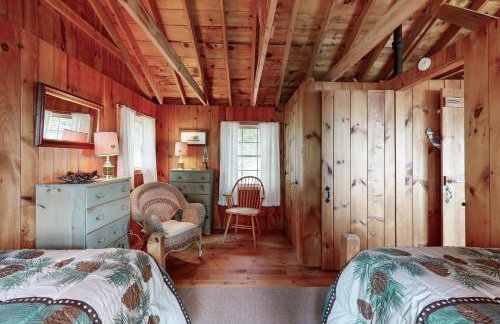 Breathtaking Views! Cozy Log Cabin in Northport - Foto 9