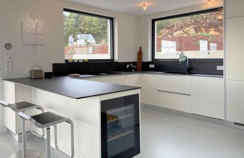 Villa Ena in a peaceful location with a sea view - Foto 13