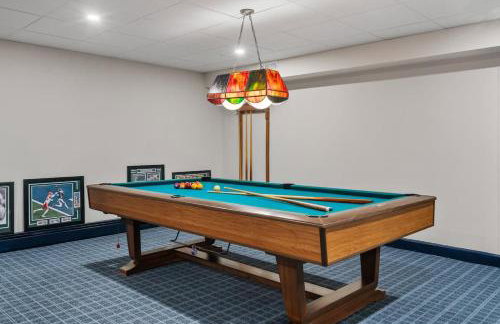 Luxury Princeton Estate Pool, Hot Tub, Sleeps 20 - Photo 67