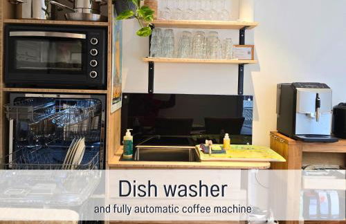 Baham-Apartment Nuernberg - including hot tub, sauna, massage chair, roof terrace, barbecue - metro 15 min, exhibition center 8 min walk - Foto 9