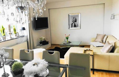 VILLA SUNSHINE "SILVER SUITE" nad JEZIOREM WIELE PRZESTRZENI ZA NISKĄ CENĘ - Foto 2