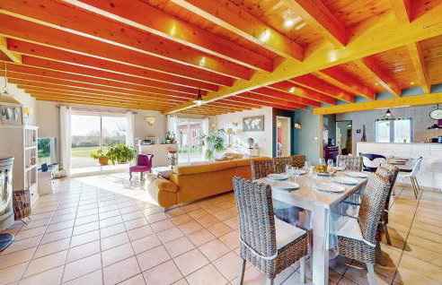 Lovely Home In Eyraud-Crempse-Maurens - Foto 4