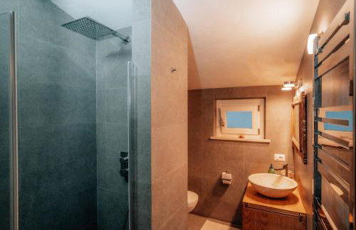 Villa Michaela con piscina privata e vista mare - Foto 38