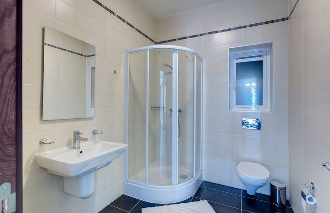 Fabulous LUX APT inc Pool, Sliema Upmarket Area - Foto 20