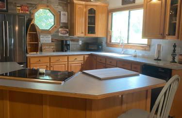 Shady Oaks Cabin - Foto 8