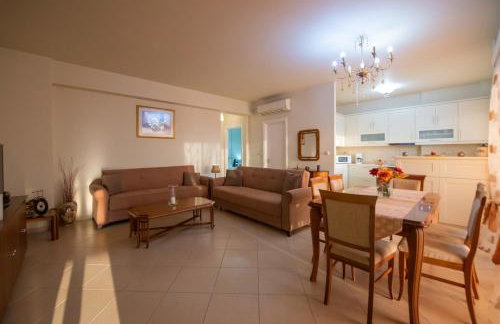 Grand Suites with Private Pools - Photo 49