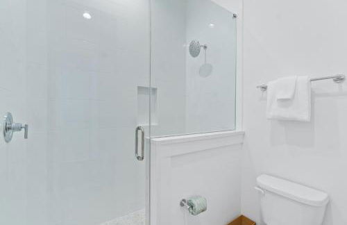 Beach House with Private Pool - Elevated Escape by Panhandle Getaways - Foto 96