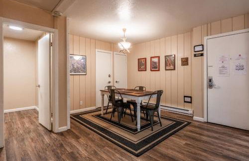 Summit Forester #47 BLDG.2 Bedrm / 2 bath Ski in Ski Out! Steps to Chair 15 at Little Eagle Lodge! - Foto 9