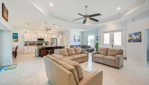 Hot Tub and Lanai! Marco Island Home 2 Mi to Beaches - Foto 4