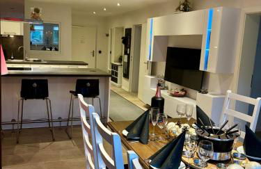 Olivewood City Apartment, 6 People - Photo 2