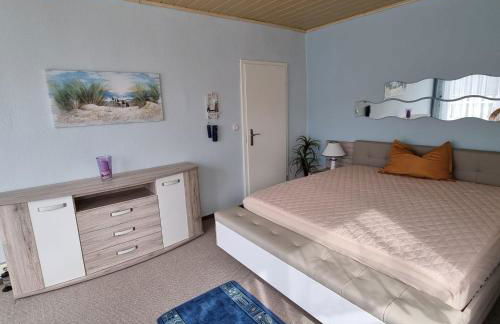 Idyllischer Ferienbungalow in ruhiger Lage mit Pool und großen Garten - Foto 13