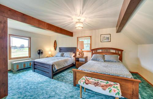 Germfask Home with Fire Pit, Grill and Yard Games! - Foto 15