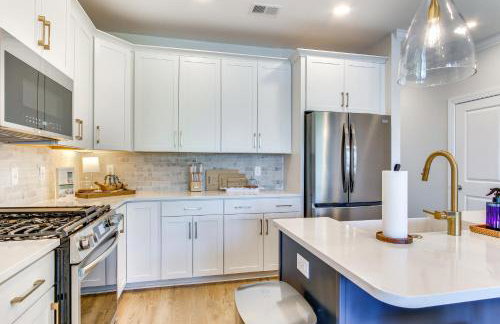 Steps to Lake Greenwood Waterfront Gem with Patio - Foto 7