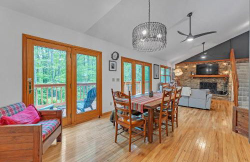 Modern Mountain Retreat Near Dolly Sods & Skiing home - Foto 13