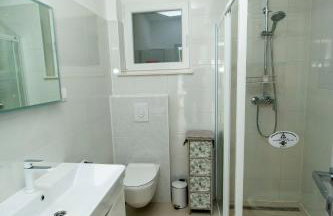 IDIS Holiday Home - Foto 16