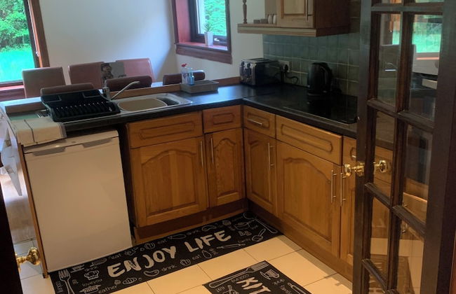 Captivating 5-bed Cottage With Private hot tub - Foto 14