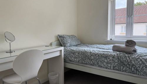 Spacious 3 Bed House in Horsham - Foto 5