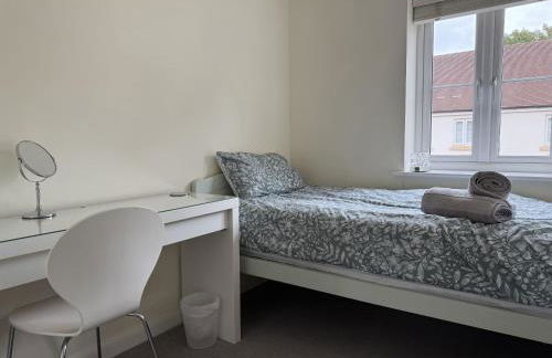 Spacious 3 Bed House in Horsham - Foto 5