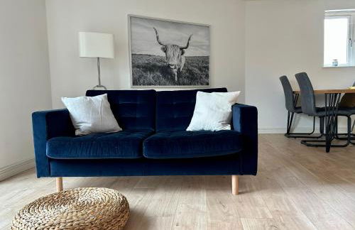 Stafford 2 Bedroom Apartment in Prime Location with Secure Parking - Foto 13