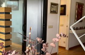 Ático de diseño con terraza en el centro de Olot - Foto 8