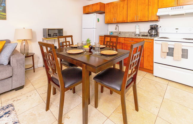 High Floor Ocean View Condo (King Bed and Parking) - Foto 76