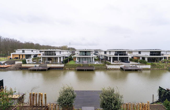 Villa in Zeewolde Near Town Center - Photo 38