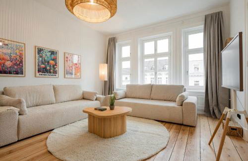 Cozy City Apartment auf 130qm mit Billardtisch für bis zu 9 Gäste - Foto 1