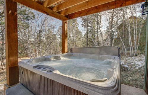 Lead Home with Pool Access 3 Mi to Terry Peak Mtn! - Foto 2